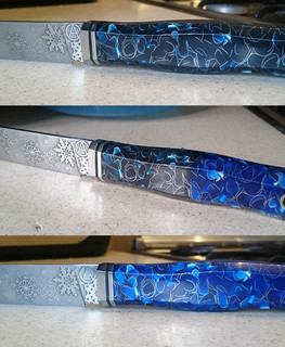 нож зимний с синей рукояткой из рафира и снежинками на клинке ручной работы в Туле