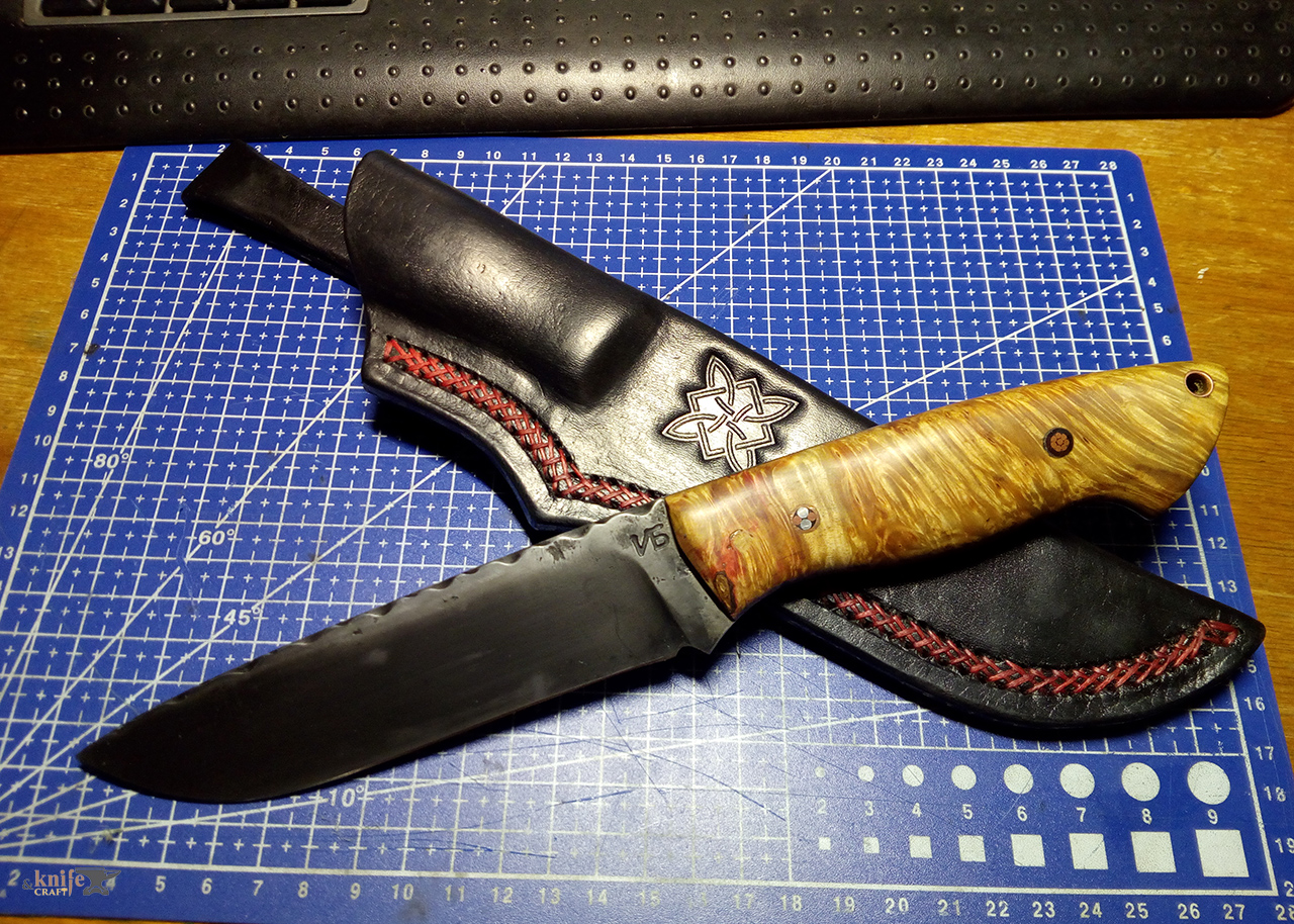 охотничий нож "Медведь" клинок из ШХ15, рукоятка из капа клена от Александра Mehord