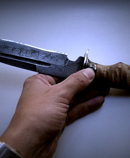 Alexander Petrov, Viking knife sharpening