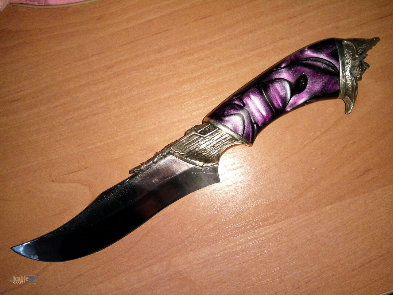 красивый охотничий нож из акрила ручной работы в Хмельницкий, Украина