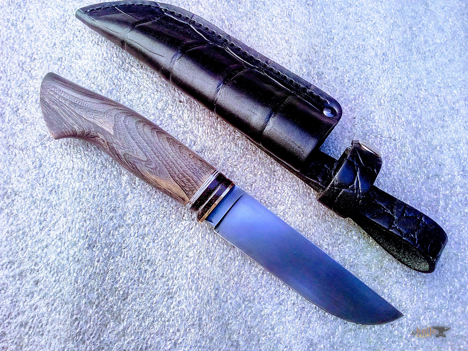 кованый охотничий нож ручной работы на заказ в Кургане