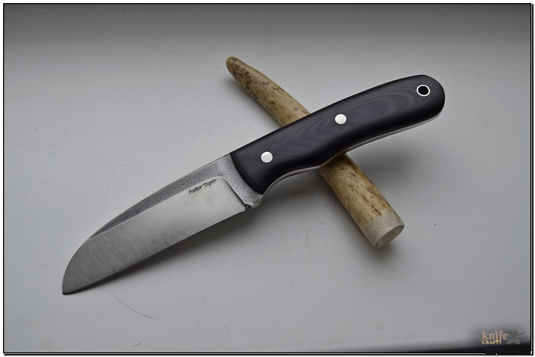 кованый нож с клинком в виде клюва с черной рукояткой в Сумы, Украина