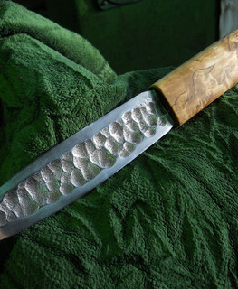 длинный надежный кованый якутский нож с долом ручной работы купить в Набережных Челнах (Татарстане)
