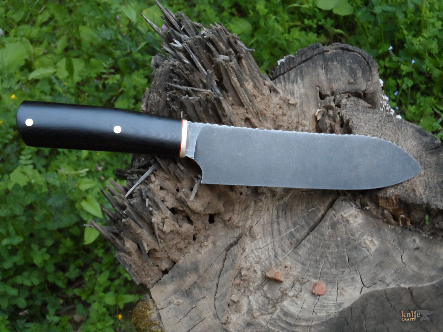 кухонный недорогой нож ручной работы с черной рукояткой в Ярославле