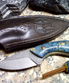 нож из 50Х14МФ и стабилизированного капа, мастер Геннадий Немов из Самары