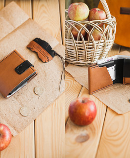 кожаный кошелек унисекс с отделением для мелочи ручной работы на заказ в Самаре