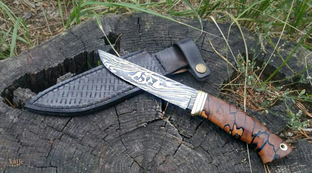 hand forged damascus knife 11 cm for hunting 