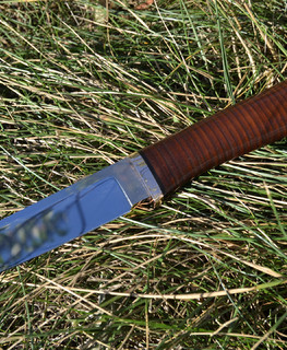 качественный охотничий нож 20 см с коричневой кожаной набороной рукояткой купить Кривой рог Днепропетровская область