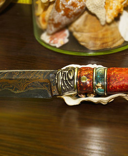 handemade custom knife "Alien" with laminated steel blade. Охотничий нож "Чужой" из серии Хищник