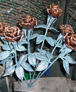 кованые розы в Средней Ахтубе Волгоградская область от Юрия Шилова
