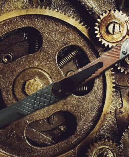 Складной нож "Archetype" склинком из у8а, рукоятка медь, алюминий, нержавеющяя сталь от Даниил Masamune