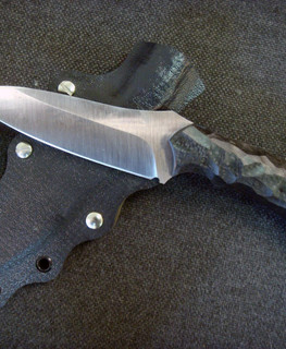 Evgeny Emi (SteelRock Blades) knives